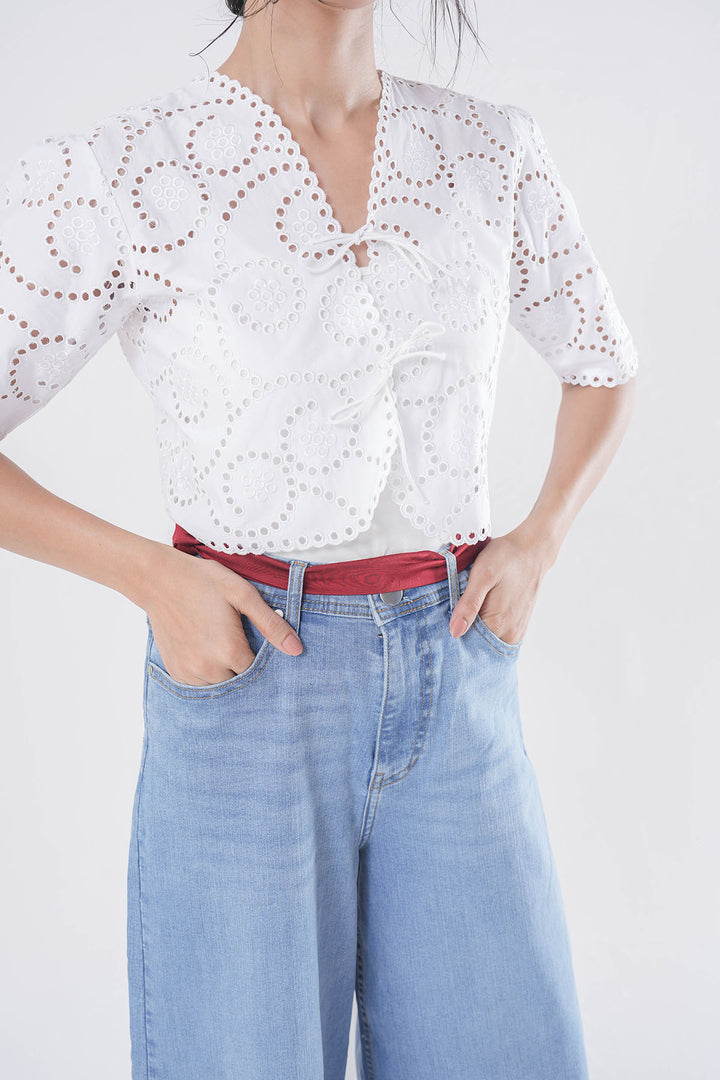 SHORT BODY SCHIFFLI JACKET