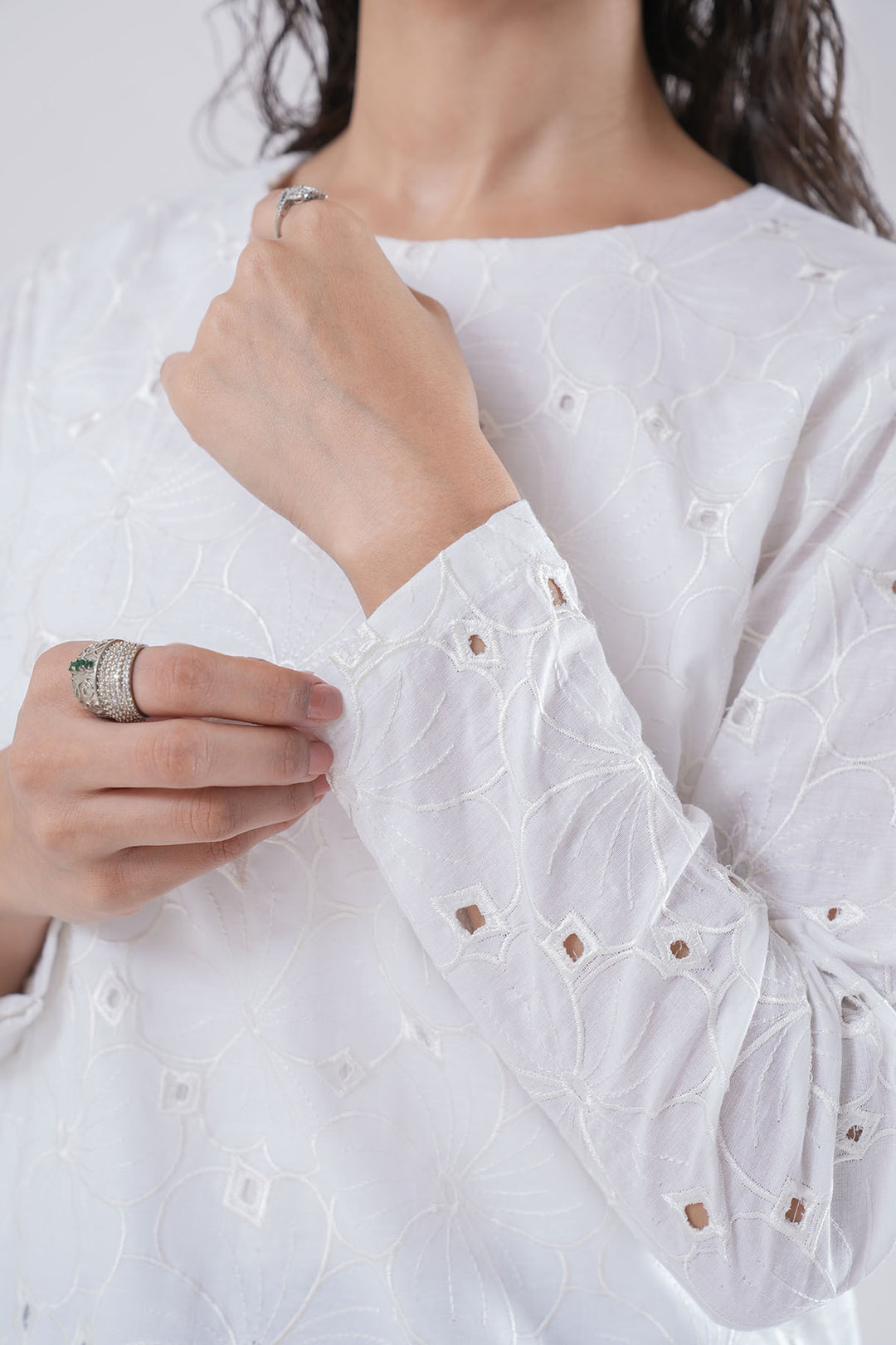 BASIC WHITE CUTWORK EMBROIDERED SHIRT