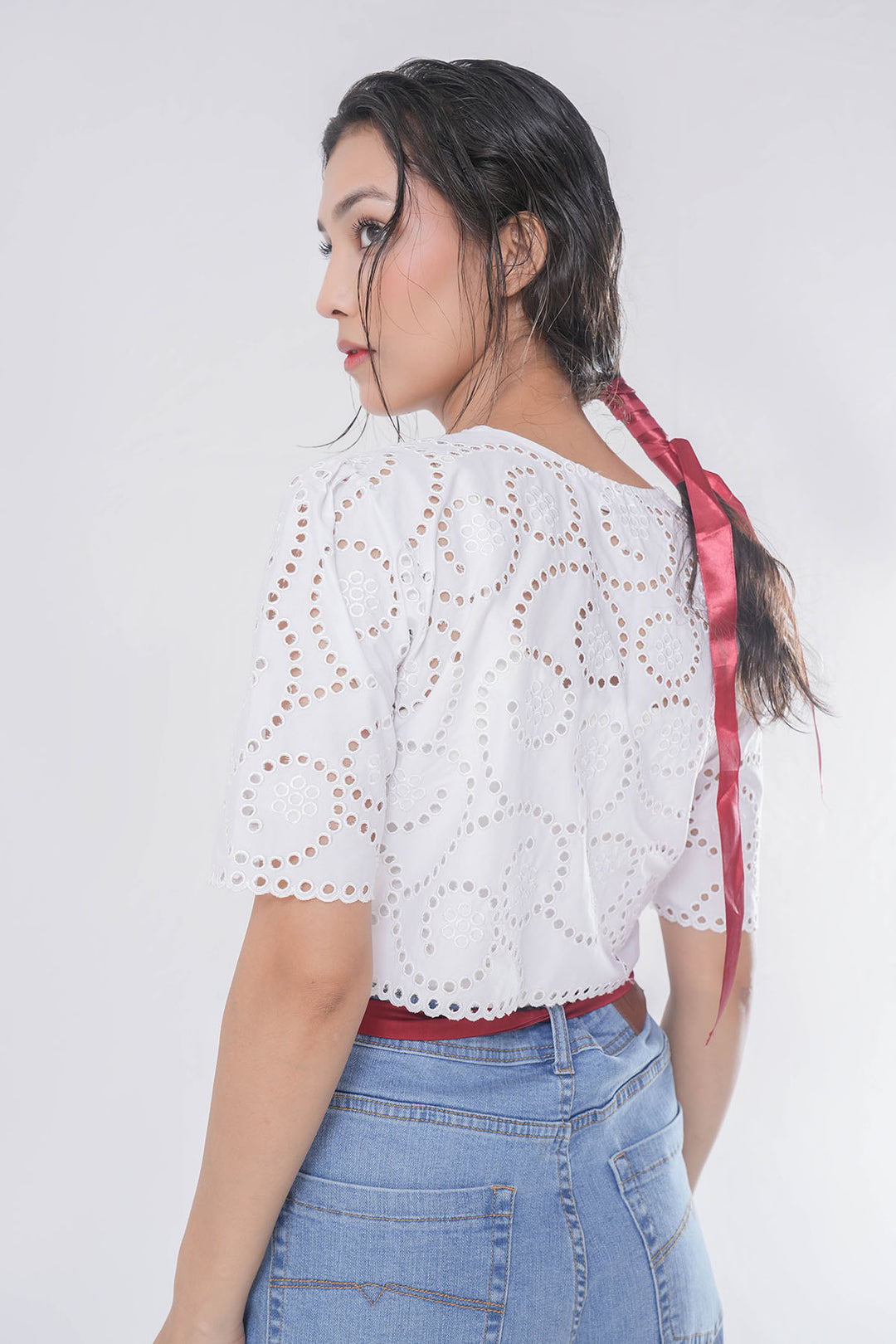 SHORT BODY SCHIFFLI JACKET