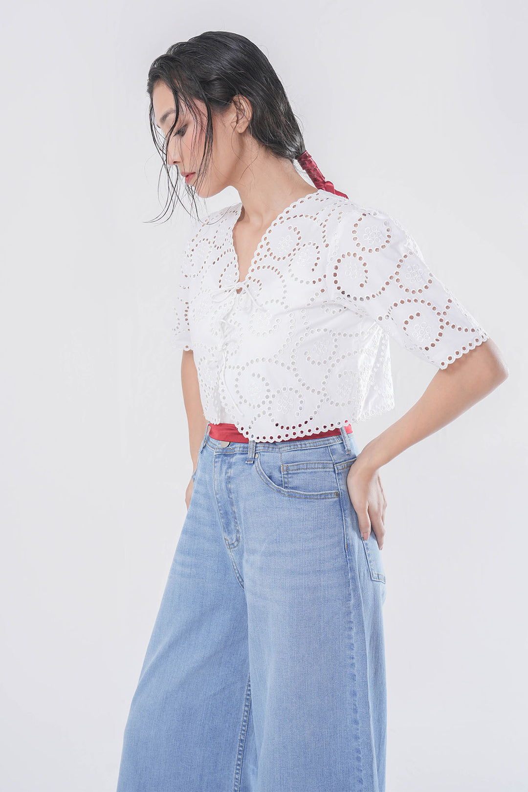 SHORT BODY SCHIFFLI JACKET