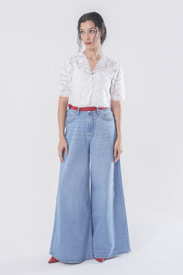 SHORT BODY SCHIFFLI JACKET