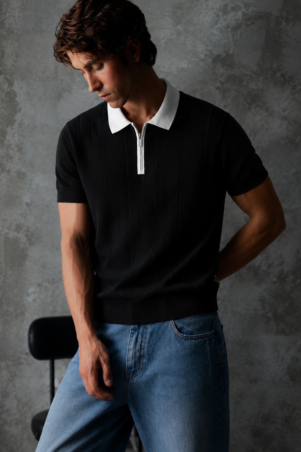 Contrast Zipper Knitted Men Polo Shirt