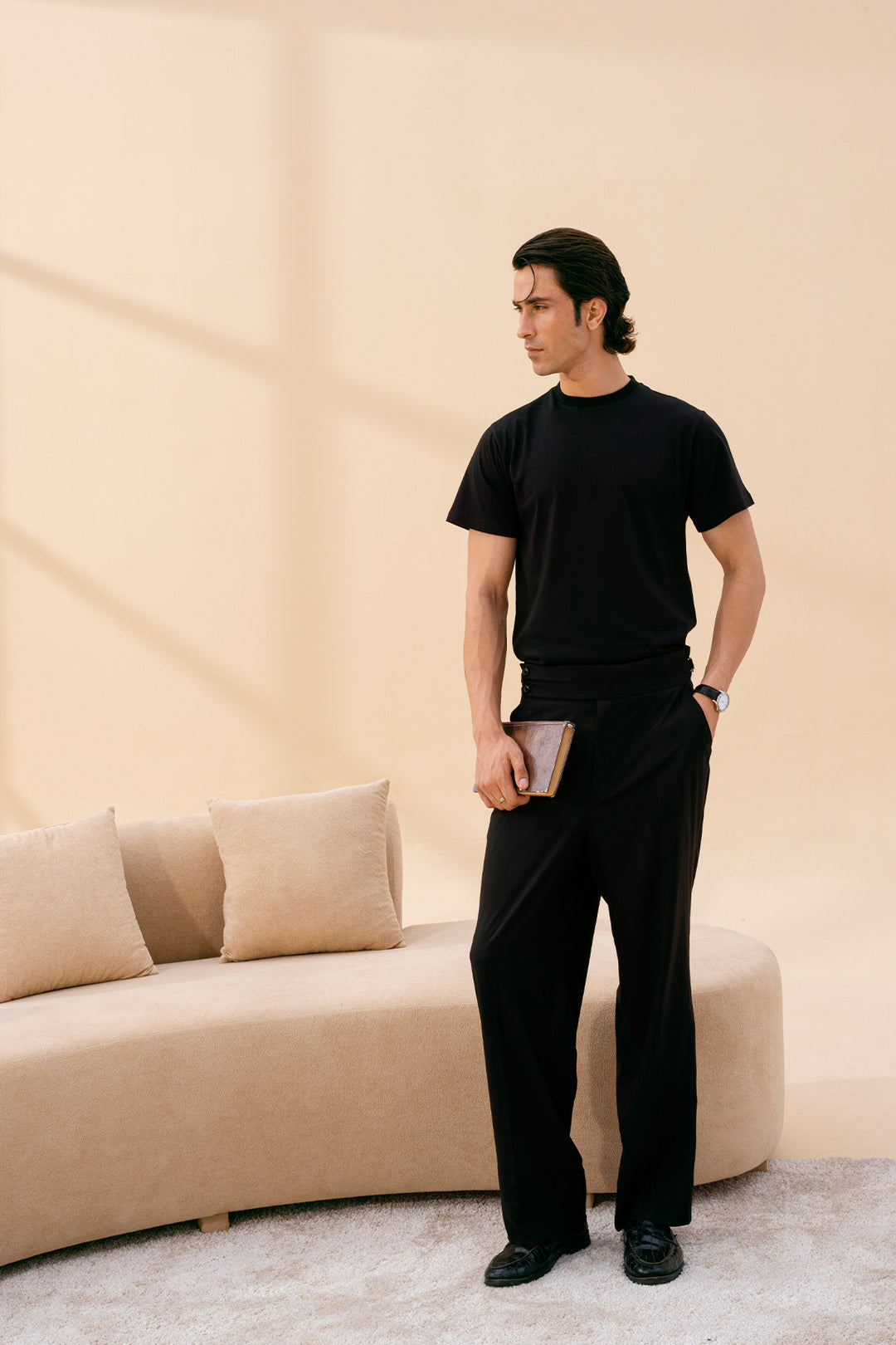 Black Crew Neck Basic Tee