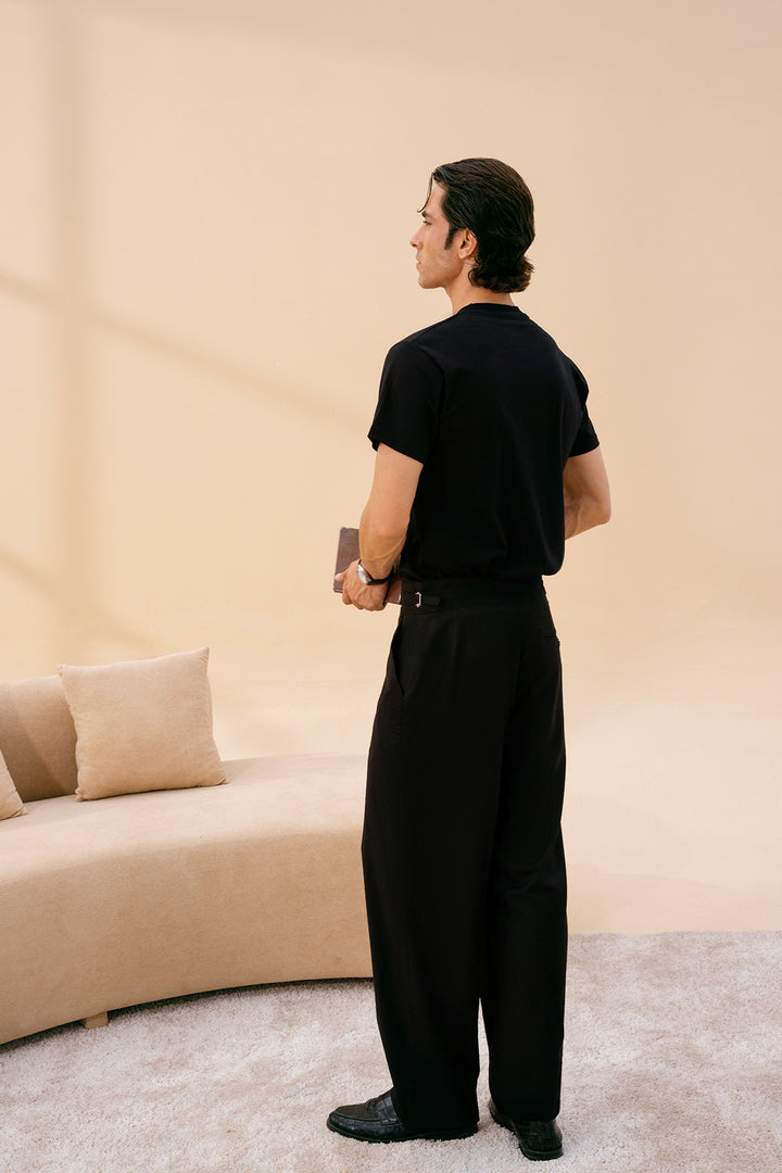 Black Crew Neck Basic Tee