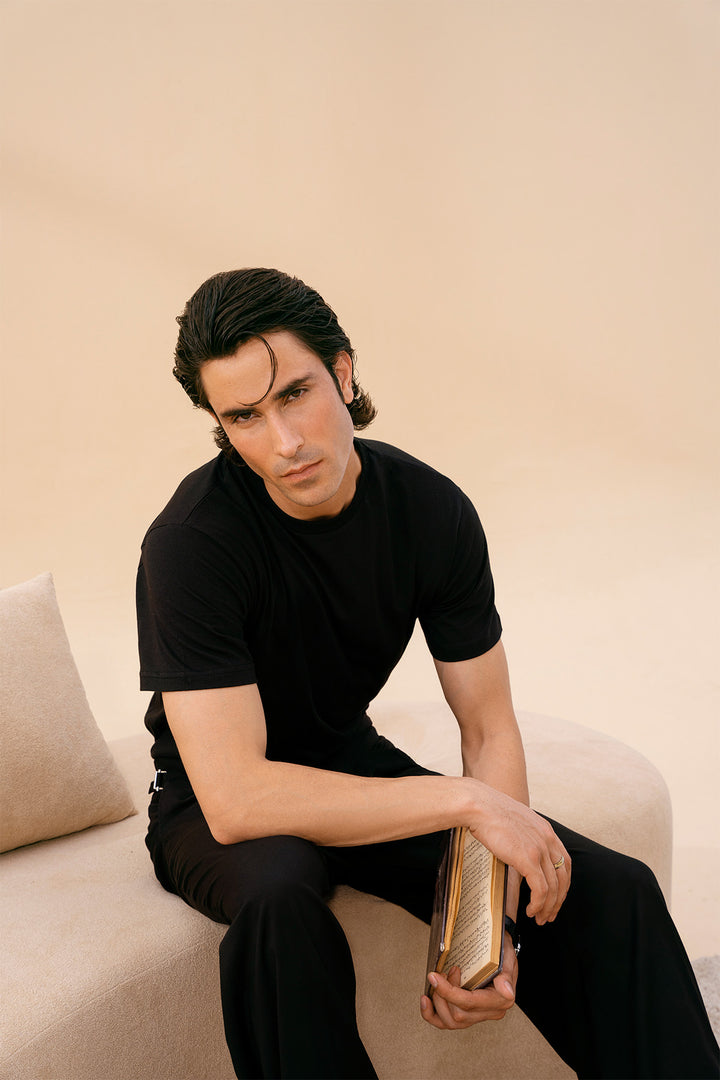 Black Crew Neck Basic Tee