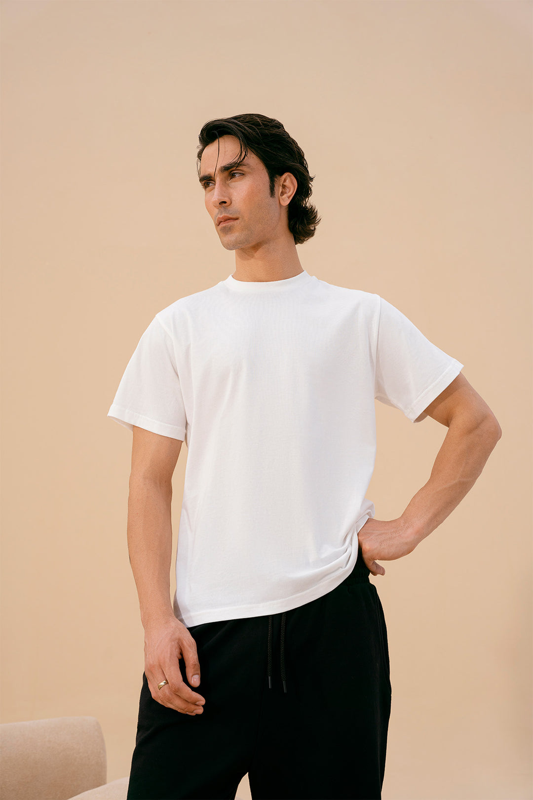 White Crew Neck Basic Tee