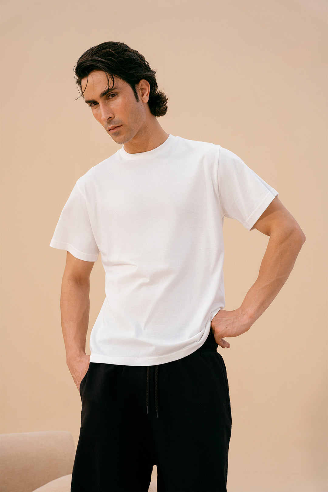 White Crew Neck Basic Tee