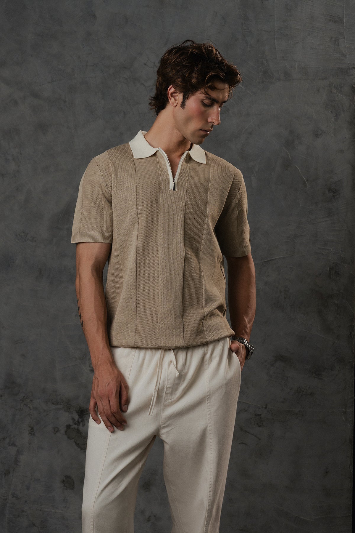 Contrast Zipper Knitted Men Polo Shirt