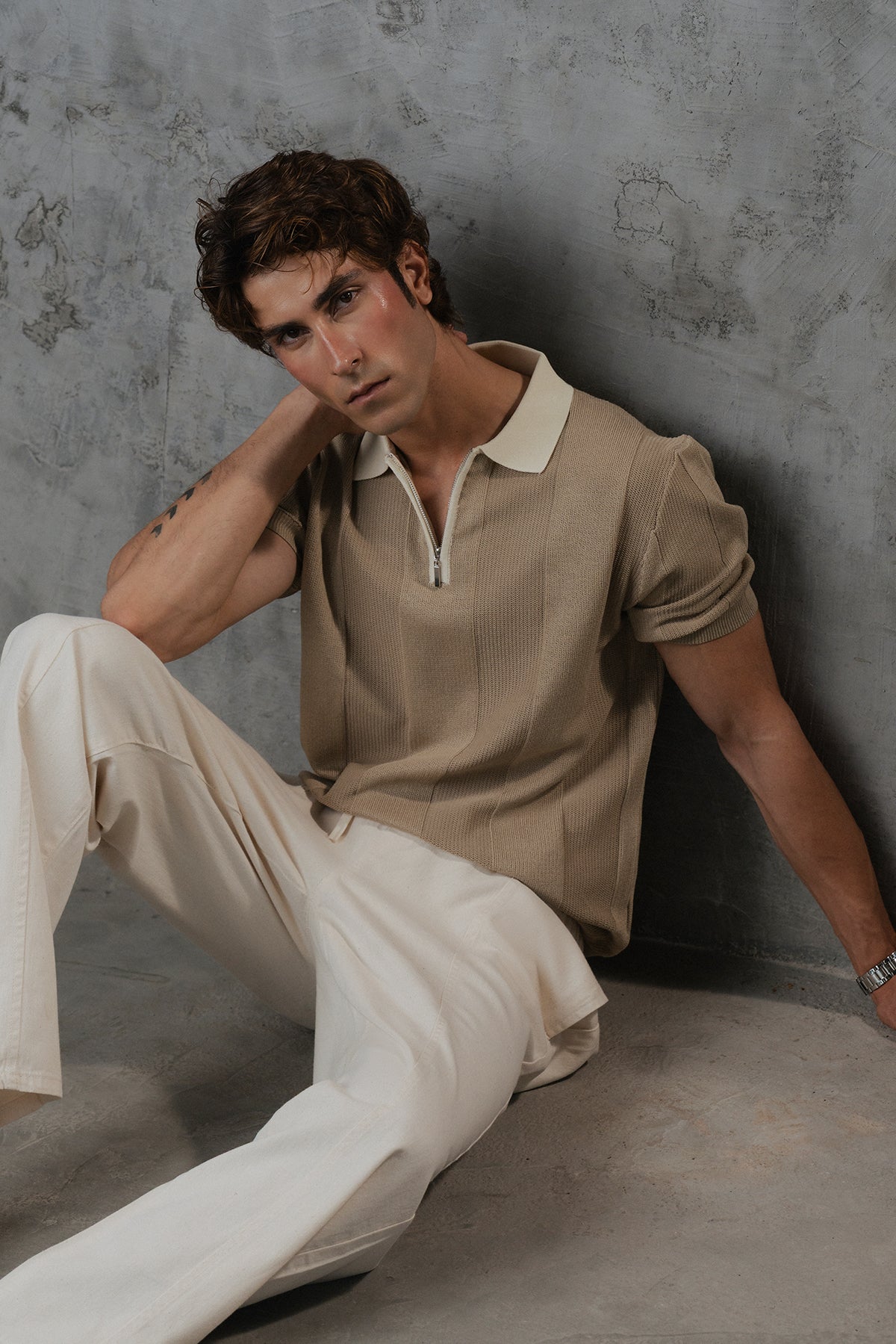 Contrast Zipper Knitted Men Polo Shirt