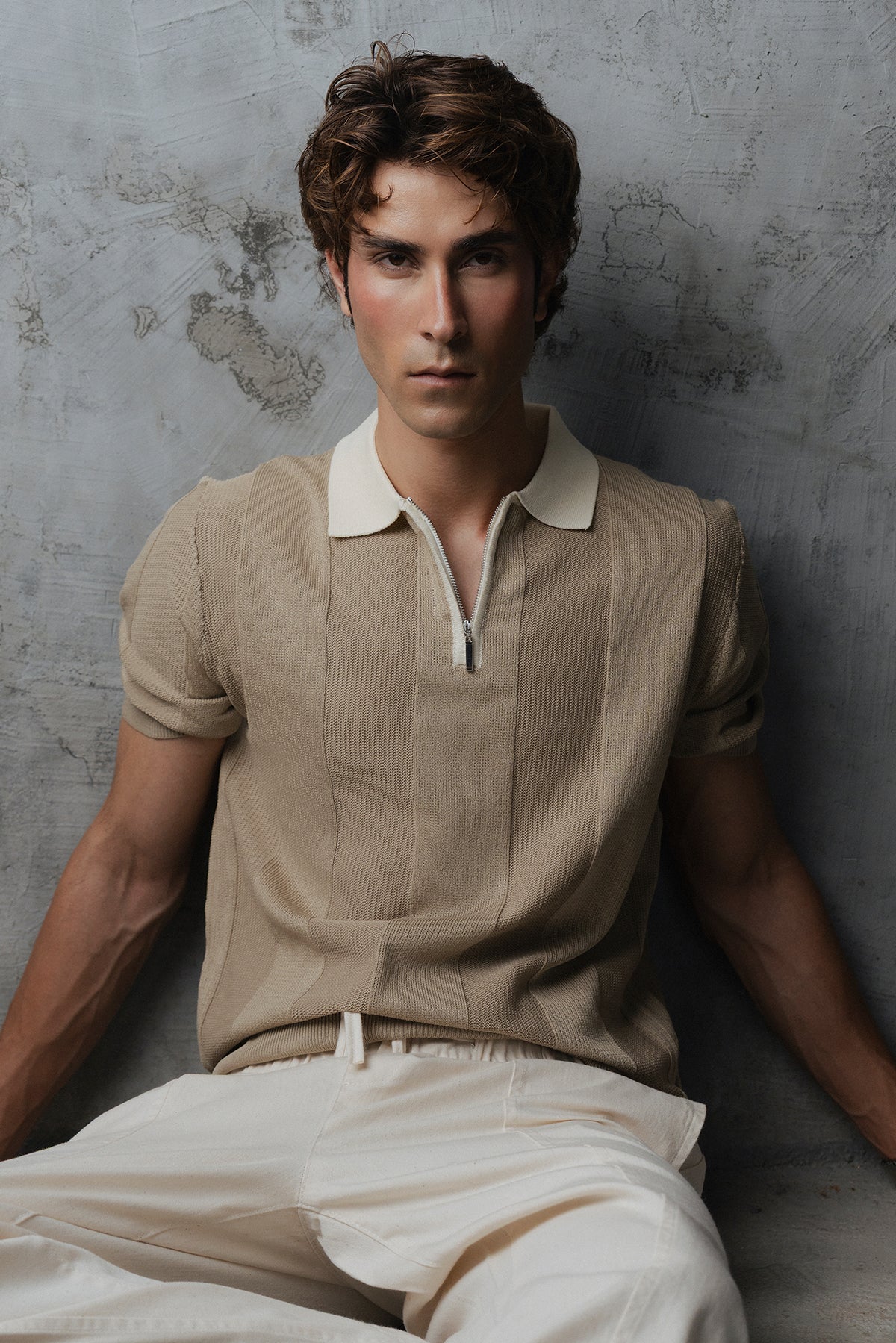 Contrast Zipper Knitted Men Polo Shirt