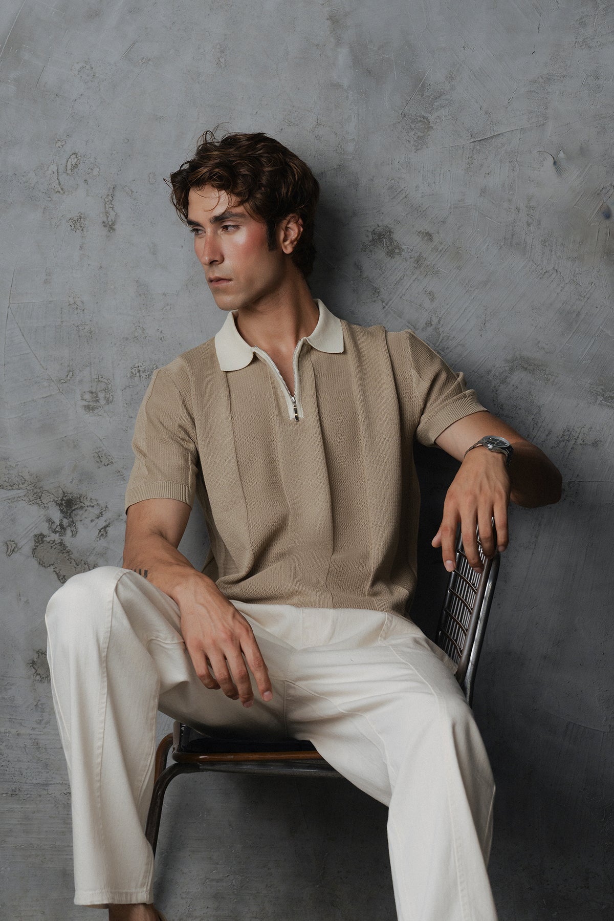 Contrast Zipper Knitted Men Polo Shirt